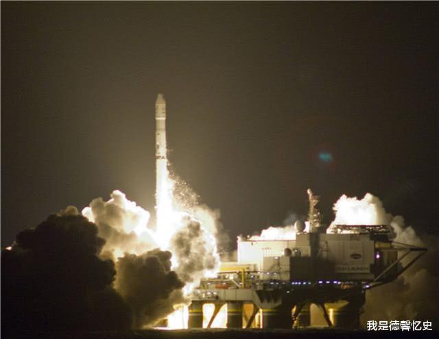 火箭■300吨运载火箭凌空爆炸，19颗卫星损失100亿，民众：丢脸丢到家了