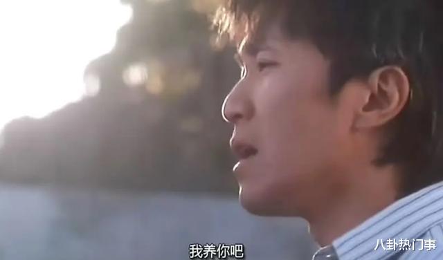 周星驰|周星驰在她死后开始白头，喜剧之王不婚的原因，早已藏在电影里