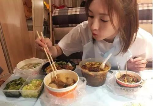 「食材」厨子老爸说：外卖再脏，这4种食物大可放心点，后厨不敢胡来！