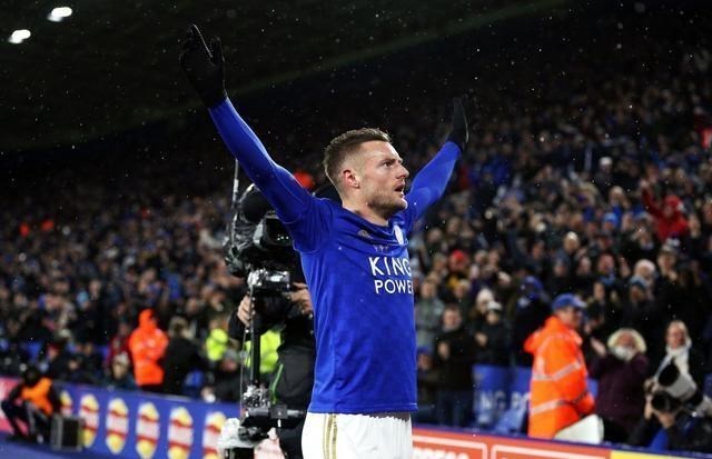 曼联：“水货”到巨星的逆袭，十大巨星中谁的职业生涯更具传奇色彩？