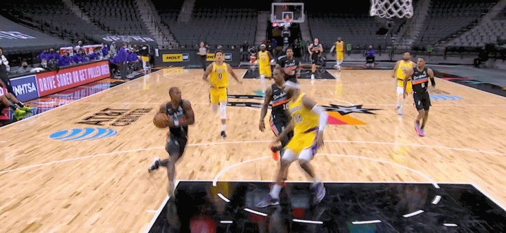 斯蒂芬·庫里|詹眉32分湖人反超，庫茲馬連拿7分+霸氣大帽，施羅德打臉對手