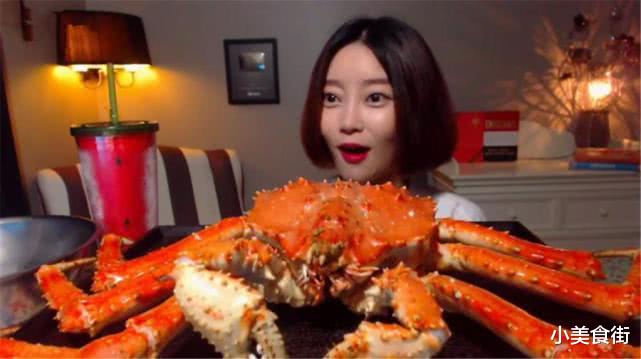 帝王蟹▲网红直播吃3000元1只“帝王蟹”，打开蟹壳后，网友：别吃了，快停嘴！