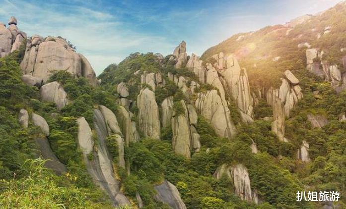 『』我国最低调的山：与武夷山合称为“双绝”，至今少有人知