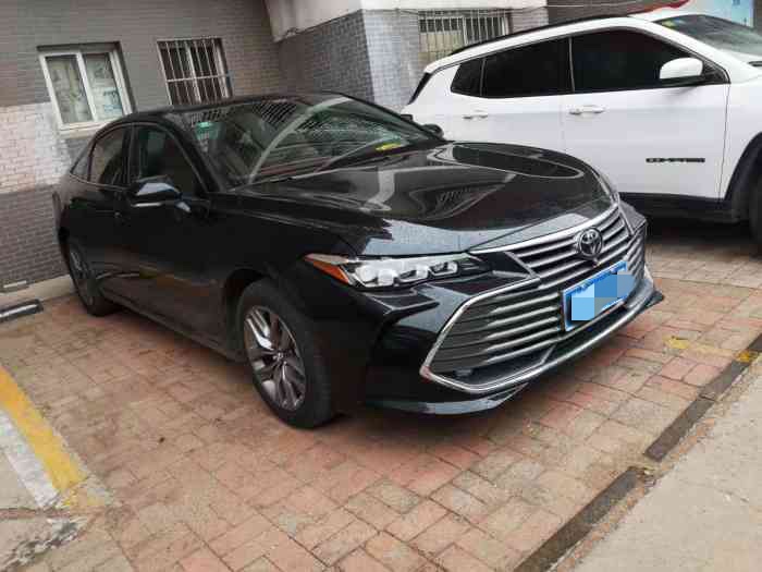 「亚洲龙」喜提丰田亚洲龙2.5L进取版，霸气十足的外观，这价格买贵了吗？