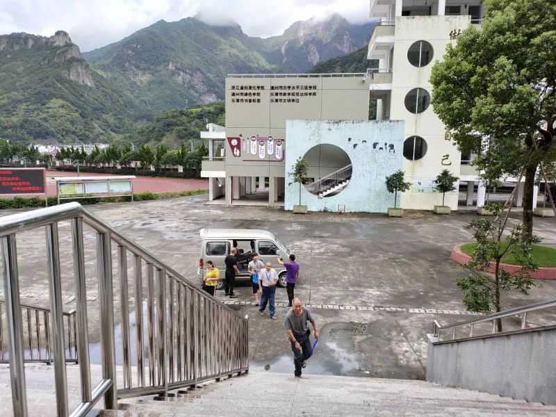 乐清日报|12级！“黑格比”再升级！乐清这7个乡镇需重点关注！最大可能登陆温州沿海