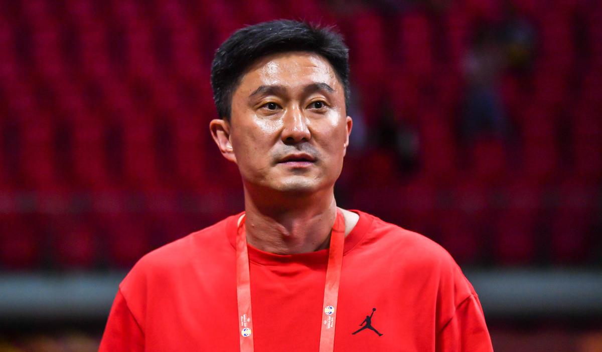 杜锋|中国男篮集训名单：杜锋挖2名奇兵，290斤中锋+147记三分狂人