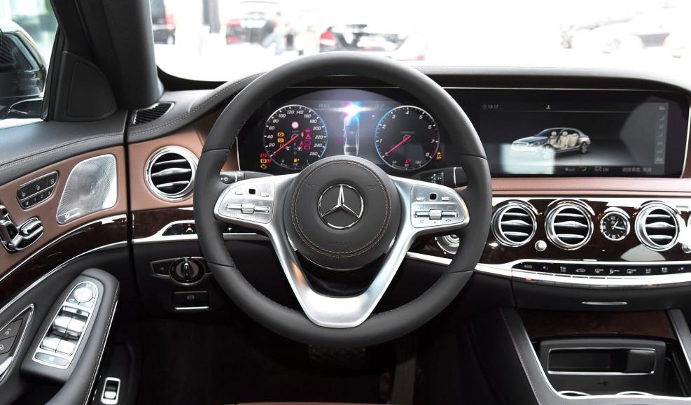 本田飞度：26岁，36岁，46岁能开上这四款车，那说明你已经非常成功了