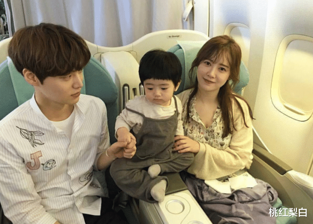 一见钟情闪婚又闪离!互撕大战长达1年,如今这出闹剧终落帷幕!