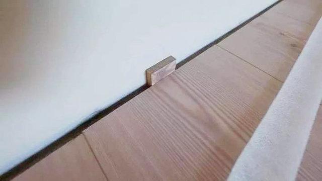 @丑陋的踢脚线，满屋子的俗气按米递增！怎么搭配，带出高级感