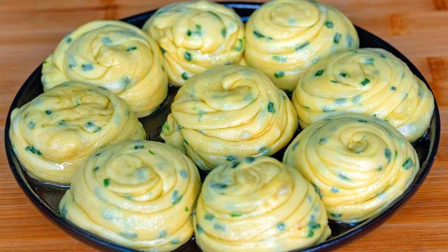 「手抓饼」真正的懒人早餐做法,1分钟搞定,做一次30天不早起,做法超简单