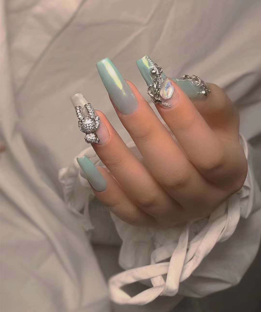 『美甲』520想把攒了好久的浪漫和温柔美甲在这天都给你！