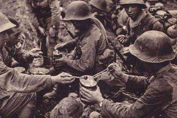 「日军」二战日军每顿都吃肉，那么肉是从哪来的，在影视中是不会告诉你的