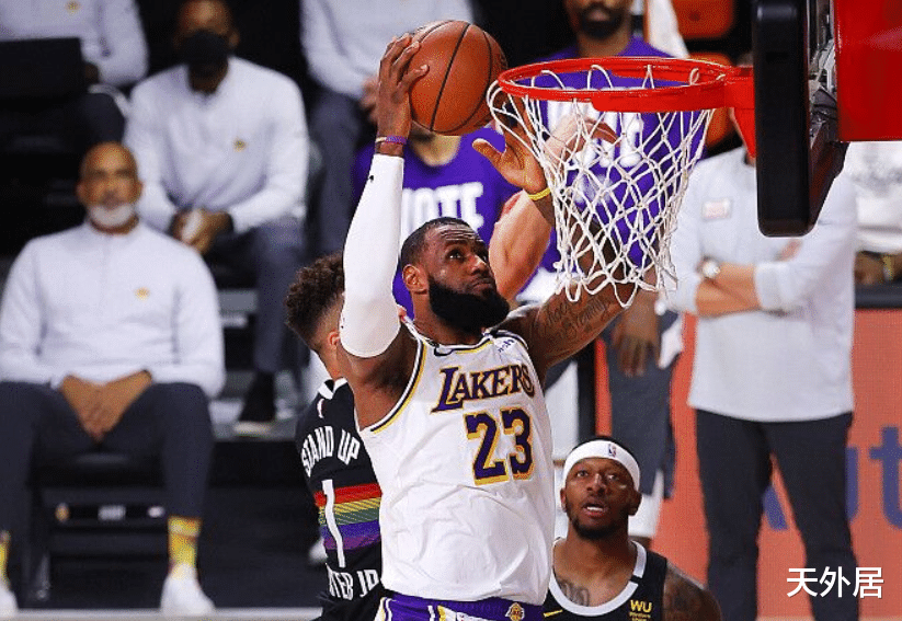 夺冠|穆雷最后时刻杀死比赛！高难度三分KO湖人，詹姆斯三双成无用功