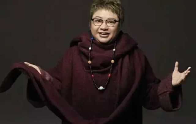 娱乐圈|长得丑却红得“一塌糊涂”的7大女星，网友：最后一位纯属实力派