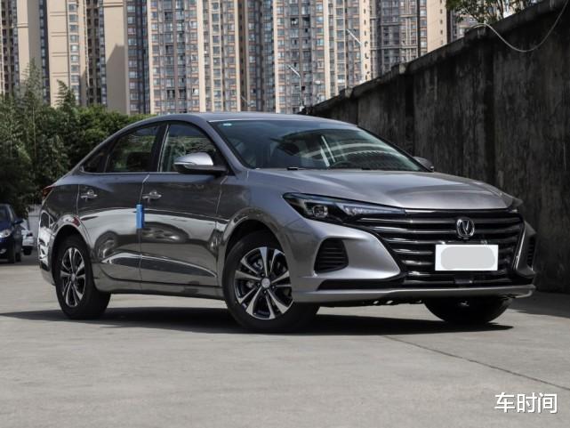 长安汽车|长安又火了，30天狂甩15574台，7.29万起，铁了心要扳倒大众丰田