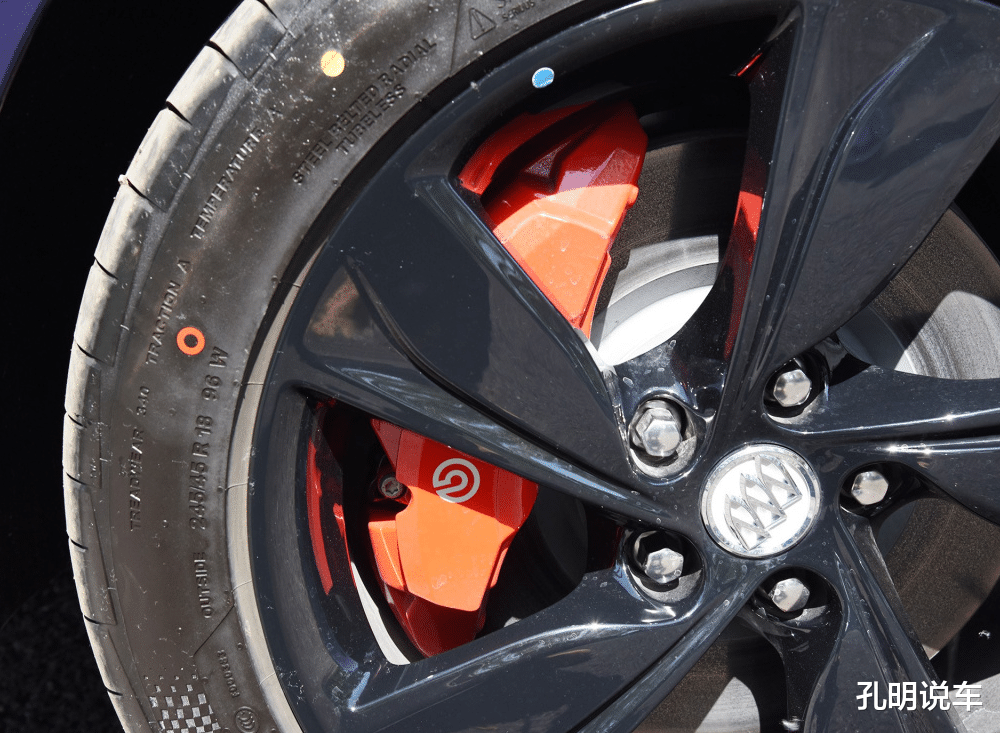 领克03■看完这款别克轿跑，领克03+没那么香了！237匹标配9AT