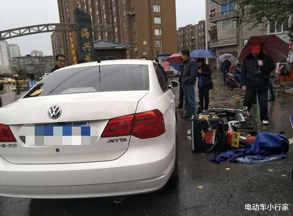 电动车|汽车等红灯被追尾，电动车主意外死亡，汽车担责吗？答案让人意外