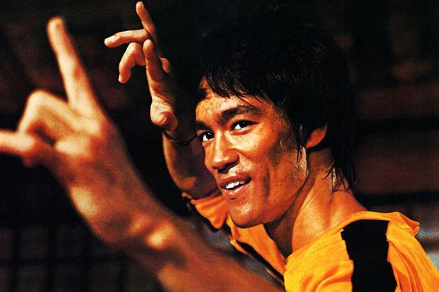 [何鸿燊]李小龙和何鸿燊是表兄弟关系，当年他和儿子惨遭噩运，何鸿燊为何不帮？