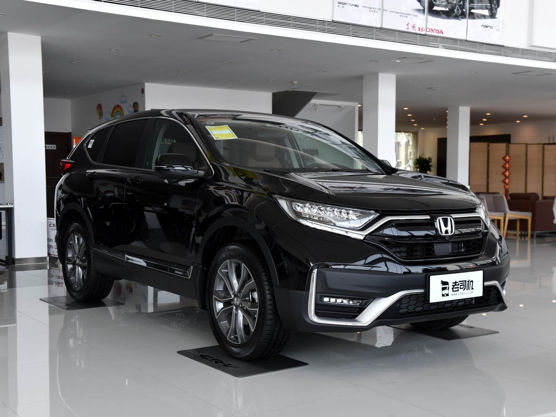 本田CRV|1.5T地球梦科技，月销两万的畅销SUV，CRV魔力不止油耗低