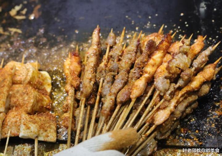 『腊肉』各种烧烤制作商用配方，制作详细精确到克，腌料酱料全都有