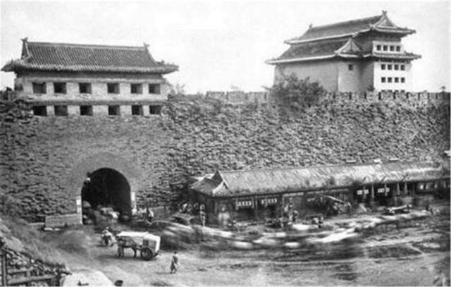 『北京市』郭沫若坚决要拆北京古城墙,林徽因强烈反对撂狠话,多年后全说中