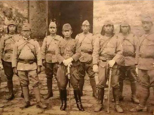 「」二战后，日本人平均身高暴涨了15cm，难道真是美国大兵的功劳？