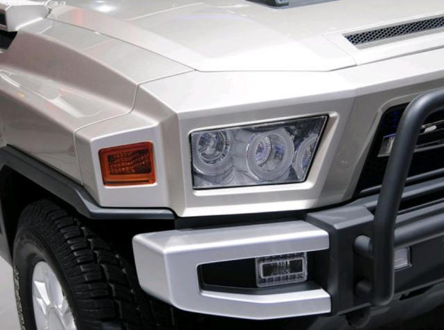 【宝马4系】东风版“悍马”HUV酷毙了!比普拉多还嚣张,四驱带两锁彪悍