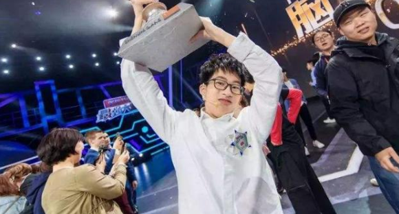 清华大学|当年，小伙被称为“最强脑王”，清华破例降分录取他，结局怎样？