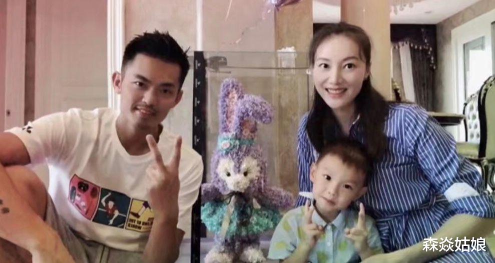 谢杏芳|谢杏芳晒与林丹合影庆生却被群嘲：男人回归家庭，理由只有这一个