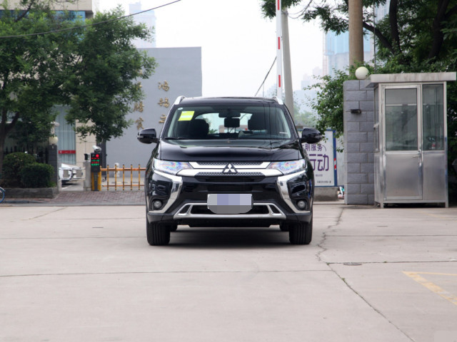 英菲尼迪QX50|三菱欧蓝德跌到14万以下，五座七座随便选，还配四驱，直接放弃CR-V