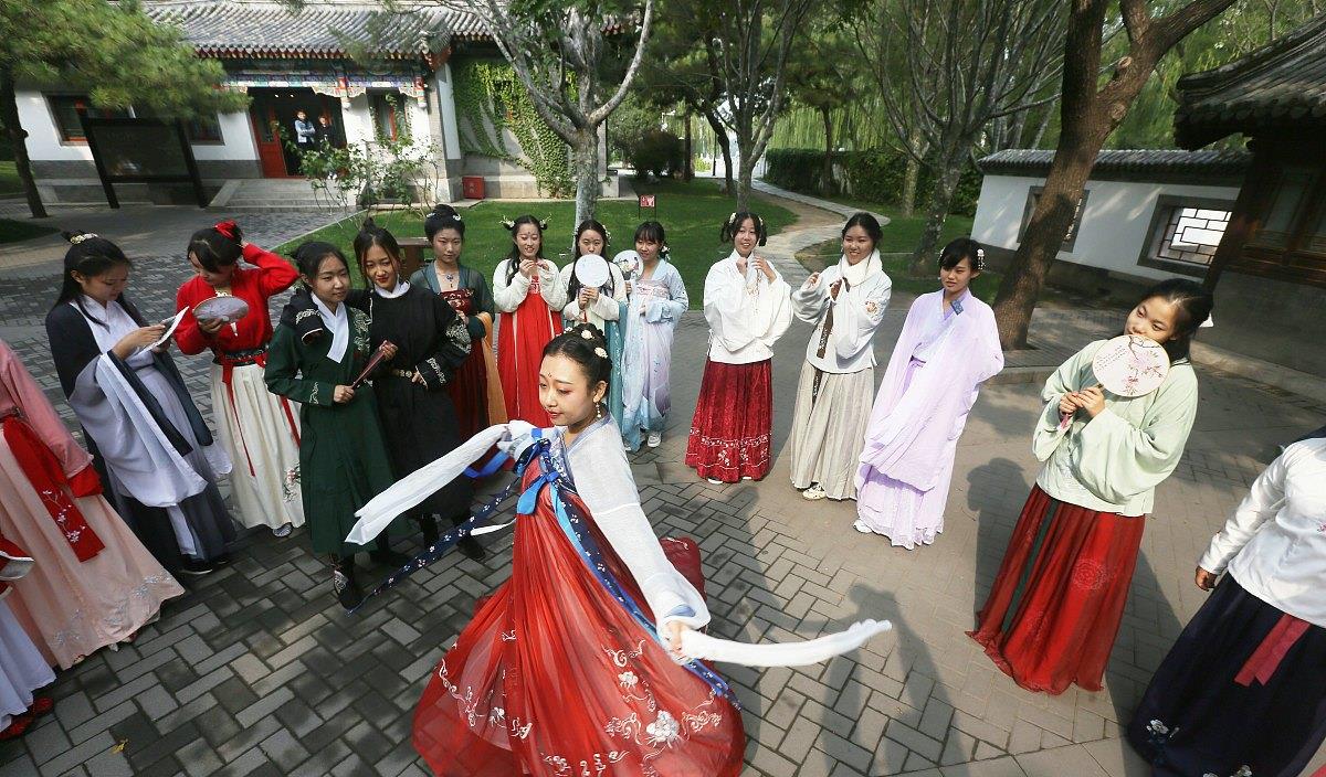 射手座|8月初，喜婆婆来敲门，喜结良缘，恩爱百年的3星座