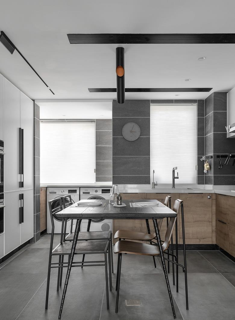 |看了他122㎡新家，才懂什么是现代简约风，我家500㎡别墅不香了