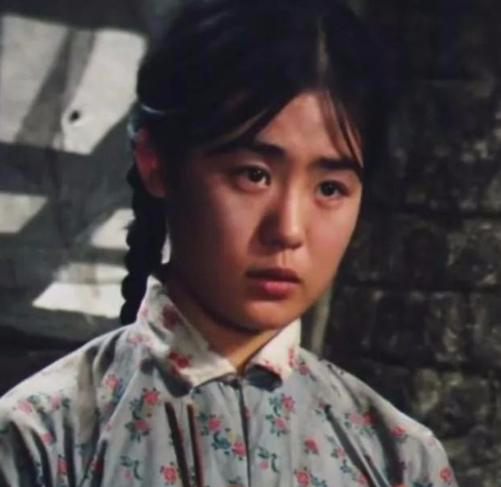 「朱时茂」与朱时茂一起演《牧马人》而出名,为何“消失”了37年?