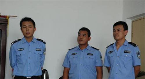 []17年前那个偷高考试卷，导致无数考生复读的杨博，如今在干嘛？