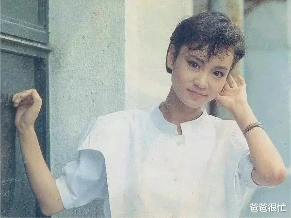 刘雪华：如今的“太后专业户”，年轻时候有多美，惊艳了岁月！