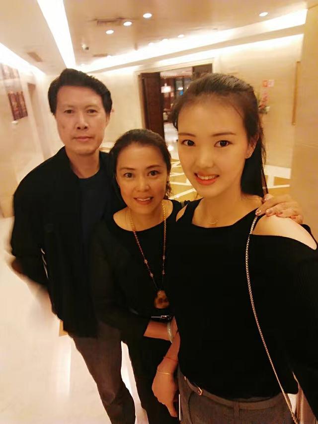 #张常宁#女排奥运冠军张常宁：“满分老爸”就该拿出来“晒”