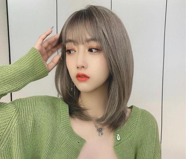发型|秋冬都在“剪短发”，超A女神范更有气质，基本都逃不出这4款发型