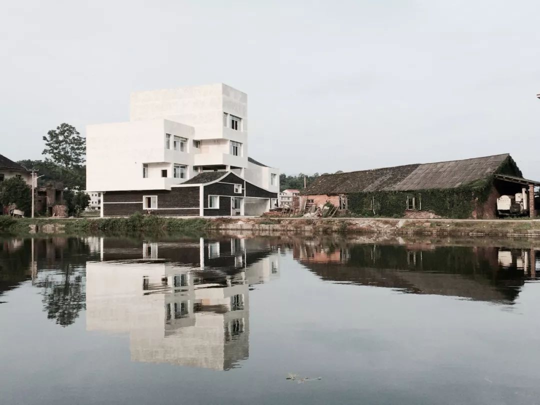 今年过年，如何让父母实现住房自由？三个年轻人用极低成本做到了