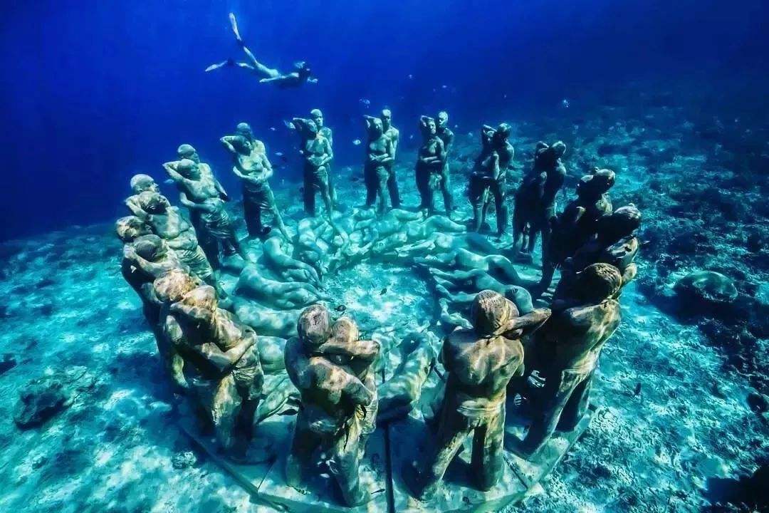 外星人■重大发现: 深海世界有“类人类生物”? 疑似外星人的后裔！