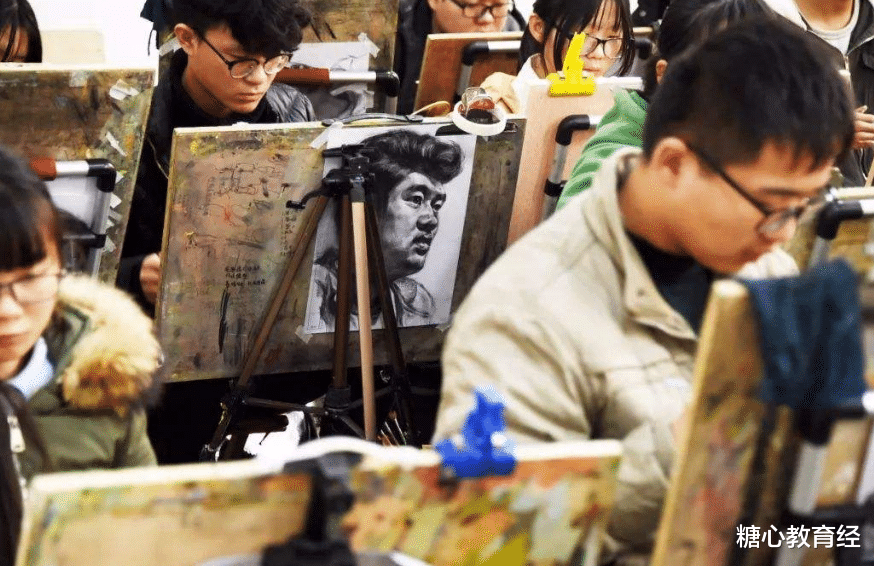 美术|美术生“0分试卷”火了，个个都是抽象派，老师看完哭笑不得