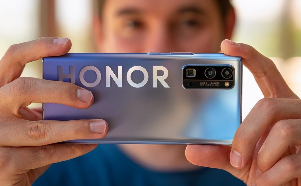 华为荣耀|荣耀V40系列曝光，12月中旬发布，搭载麒麟联发科双芯片