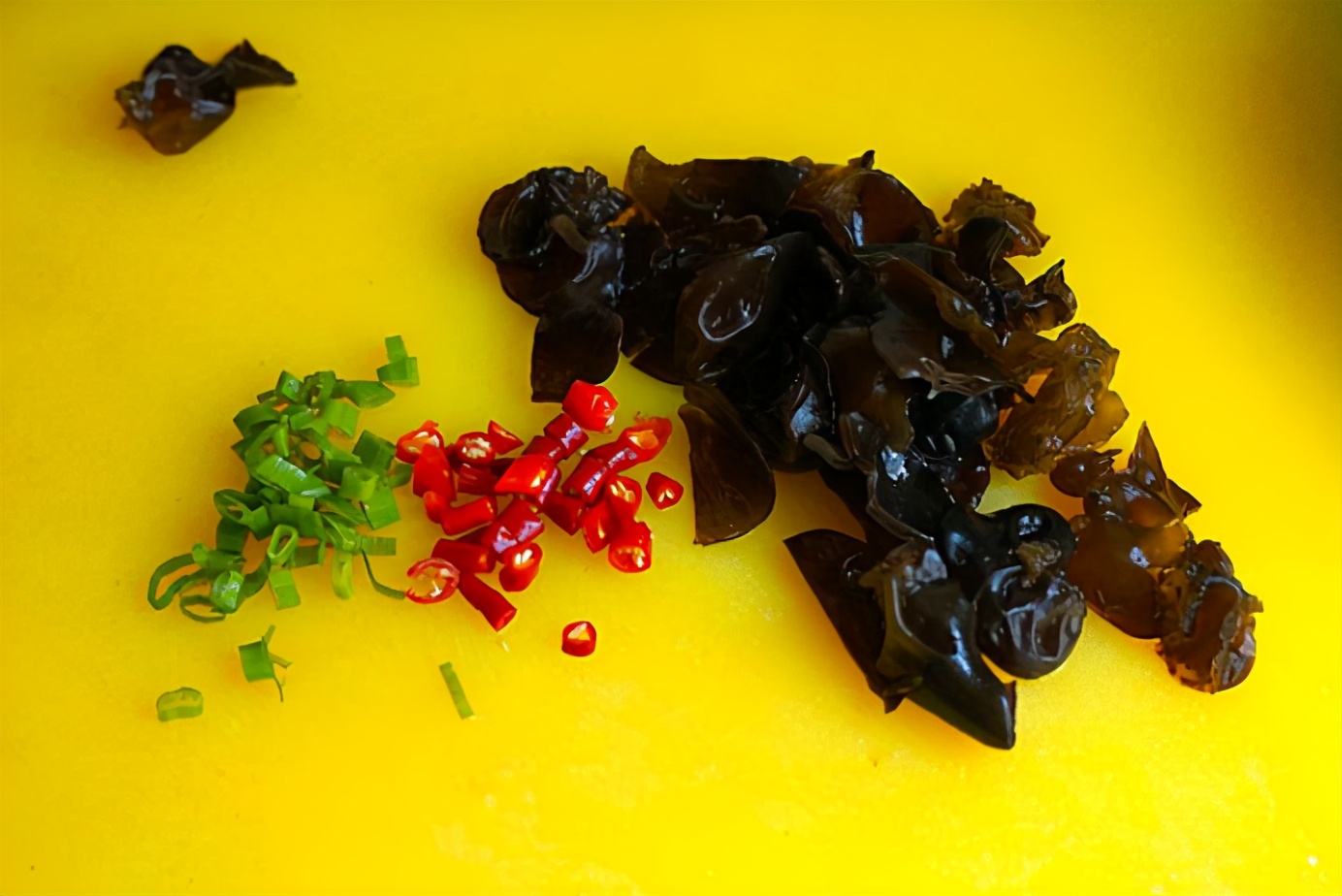 西兰花|秋季，想减肥来吃这菜，热量不高又营养美味，比水煮菜好吃多了