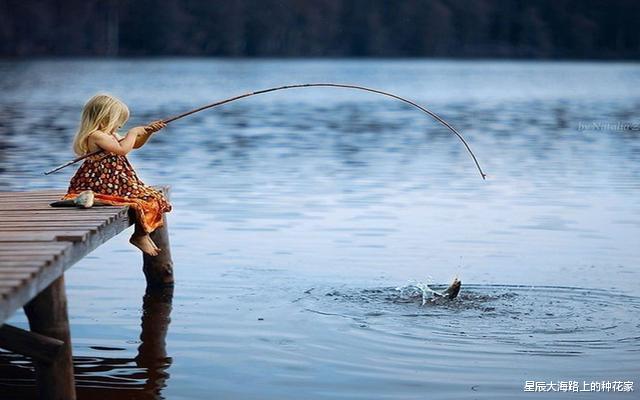 钓鱼|蚯蚓一直在泥土中，都没和鱼见过面，为什么水的中鱼却喜欢吃？