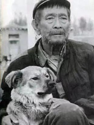 谢晋|1993年，他带狗参演谢晋的《老人与狗》，2年后人狗皆枪毙
