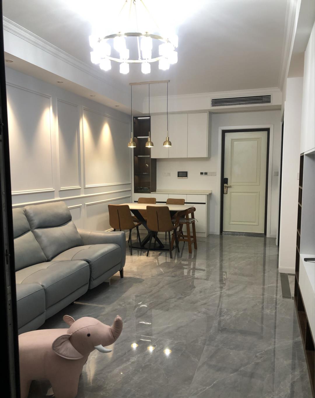 |准备入住新房，忍不住分享一下，电视墙非常实用，阳台布局很喜欢