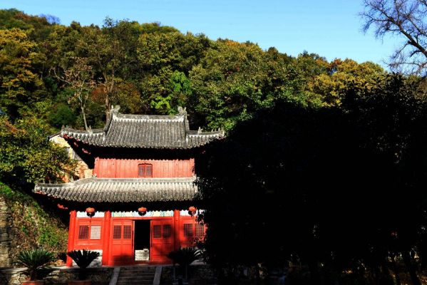 河南Voice 国内一座“神秘”寺庙,500年来从未开过庙门,且不接受游客香火