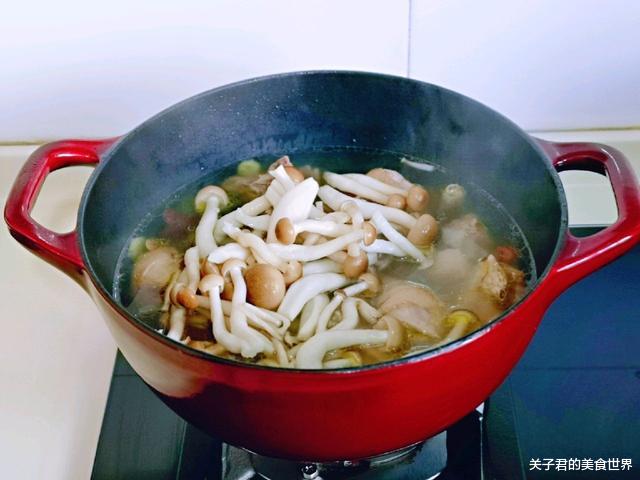 蟹味菇|天热更要多喝这汤，隔天煮一锅，清热解暑补钙，多喝不上火