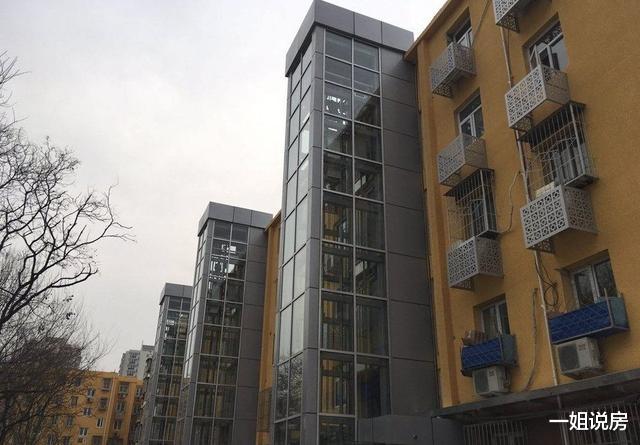宁愿选南北不通透的小户型，也劝你选择高档小区，一条就足以说服