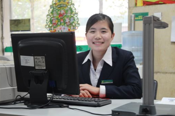 |银行把储户的6万元打成了60万，储户却把钱花光了，谁来负责任？