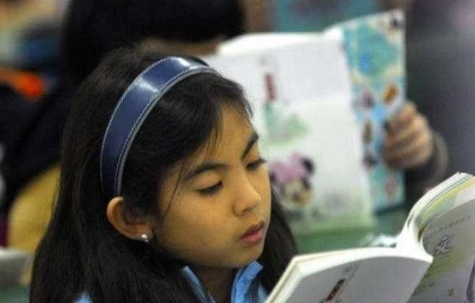 「教室」钟南山预测，中小学今冬明春的课程这样安排，家长：孩子要废了